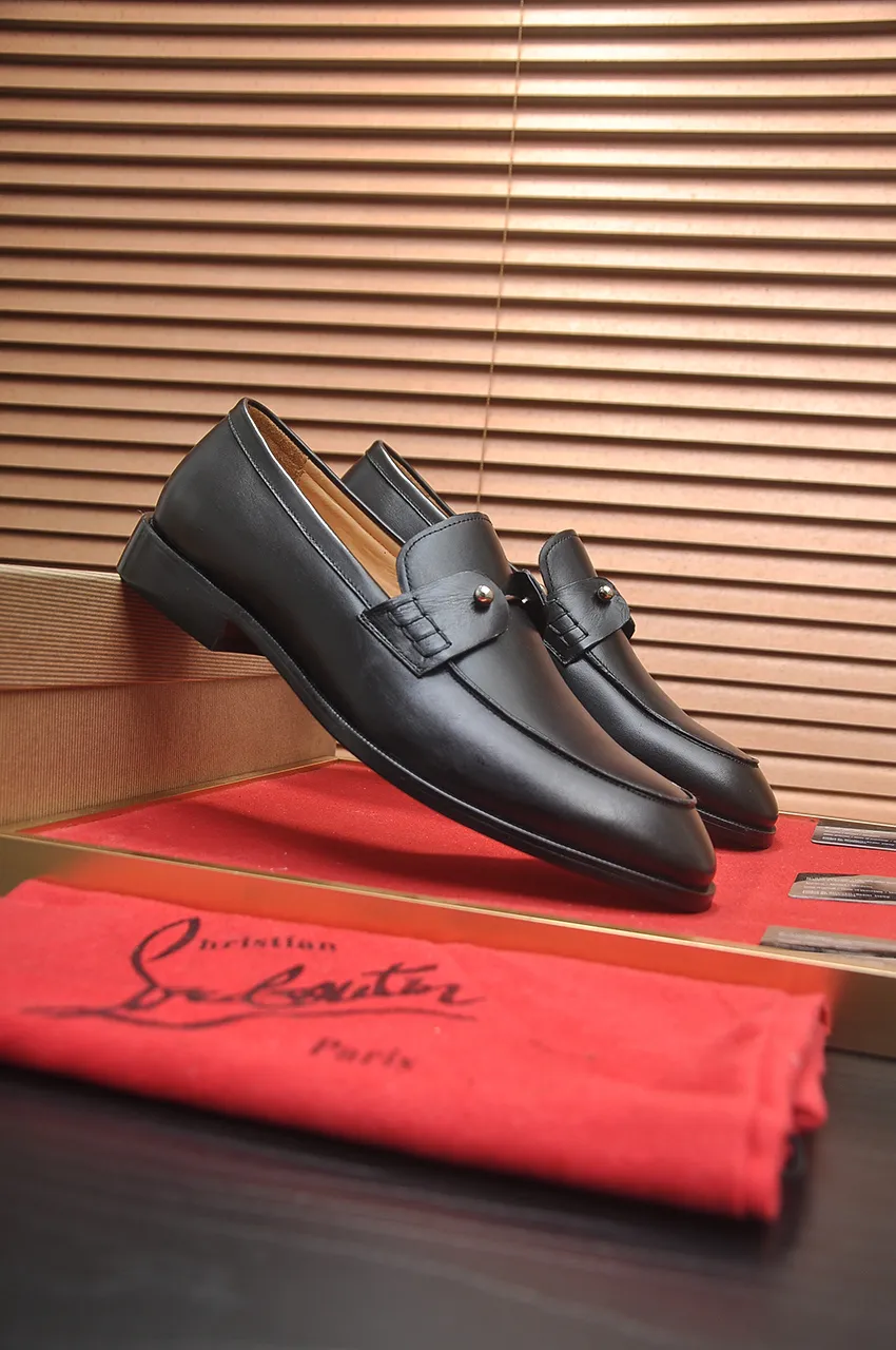 Men's shoes 💰620💶 [Chrstian Loubotin] Red-soled shoes 💋Original mold opening, the highest version on the market, purely handmade ➕Imported cowhide uppers, first-layer water-dyed cowhide lining! Original EU high-gloss outsole. 38 to 45 (45 customized)